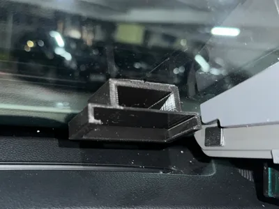Smart Tag Mount