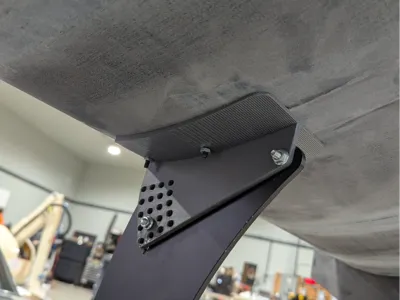 Wing mounts