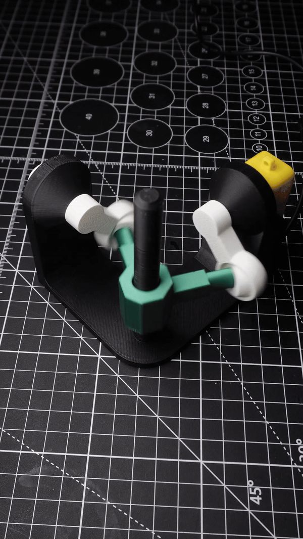https://makerworld.bblmw.com/makerworld/model/USedb408b83b02fb/design/2025-12-17_1c679fd5c3a1b8.gif