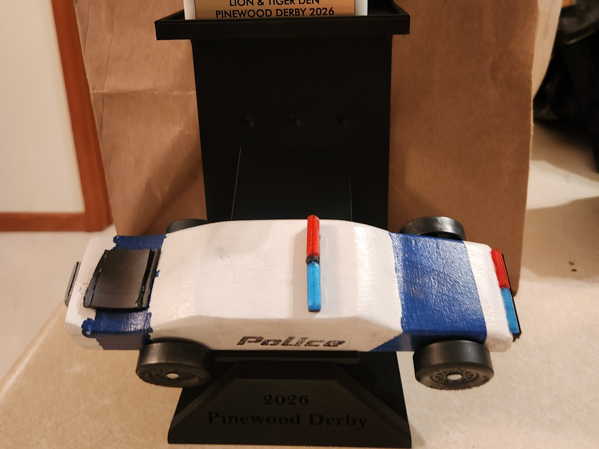 Pinewood Derby Car and Trophy display(NO SUPPORTS)