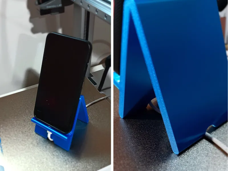 Minimalistic Phone Stand
