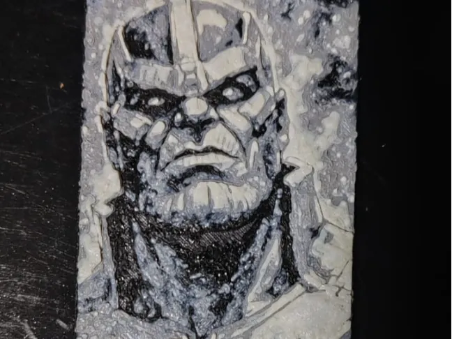 Separador de libros - Thanos - Blanco y Negro