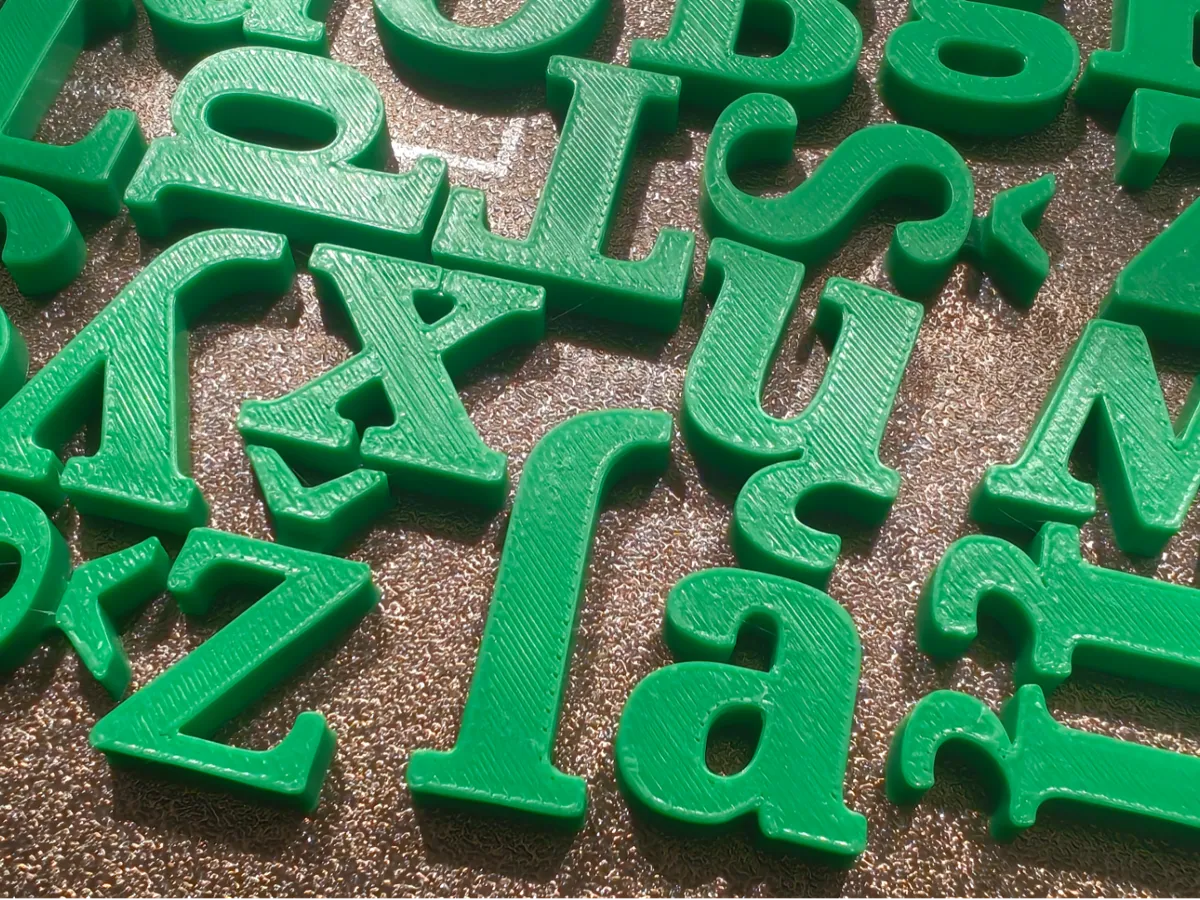 Alphabet décoratif EN/LT