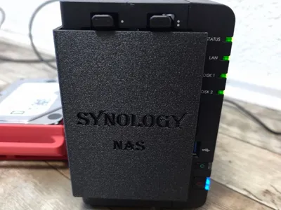Synology NAS 216+ Front Cover