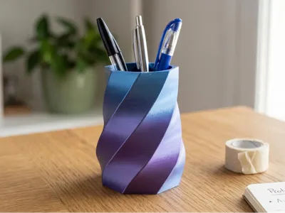 Twisted Customizable Vase / Pen Holder