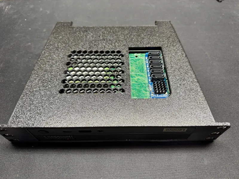 Thinkcentre 10" RackMount with NVME adapter cutout