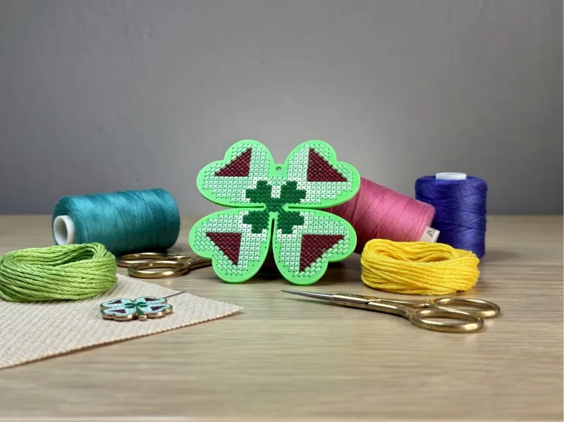 Clover - Cross-Stitch Embroidery Base