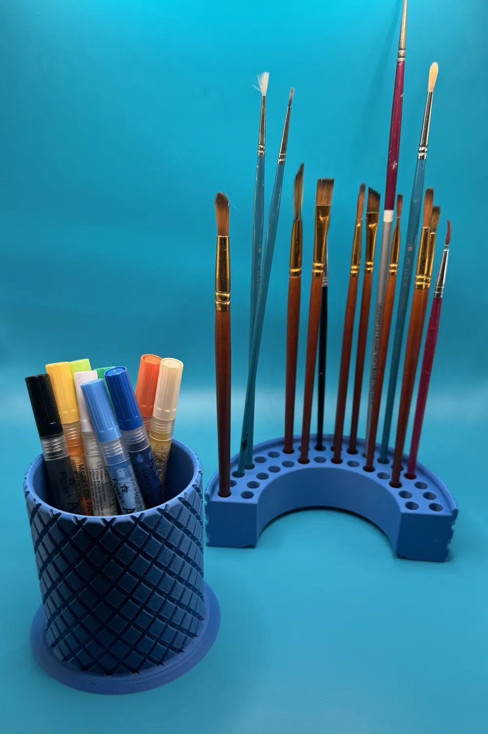 Paint Brush Holder - Free 3D Print Model - MakerWorld