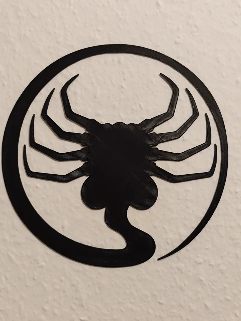 Facehugger Logo Wallart