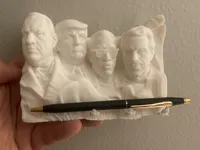 0.2mm layer, 2 walls, 15% gyroid infill