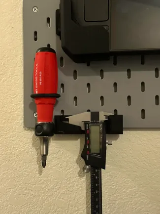 Skadis PB Swiss Screwdriver Mount
