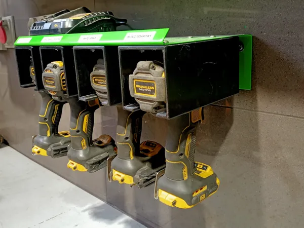 https://makerworld.bblmw.com/makerworld/model/USee0976bc7d5651/design/2025-10-18_c5645515dd96f8.jpg