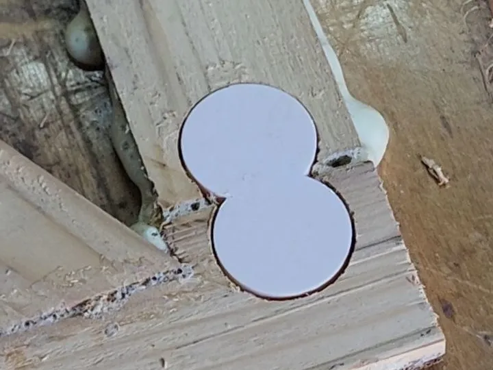 Double Round Connector / Joint with Drilling