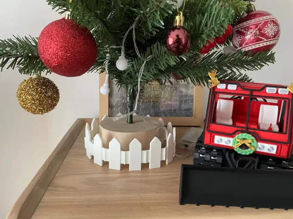 Petite clôture décorative pour sapin miniature