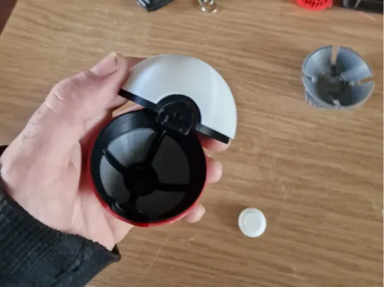 pokeball iners