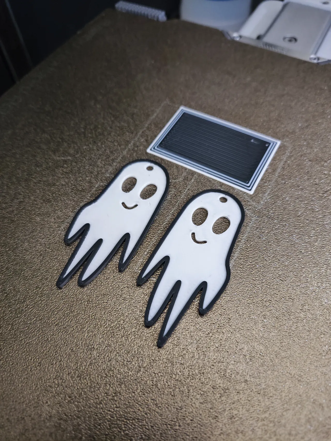 little ghost - earrings, keychain view 4