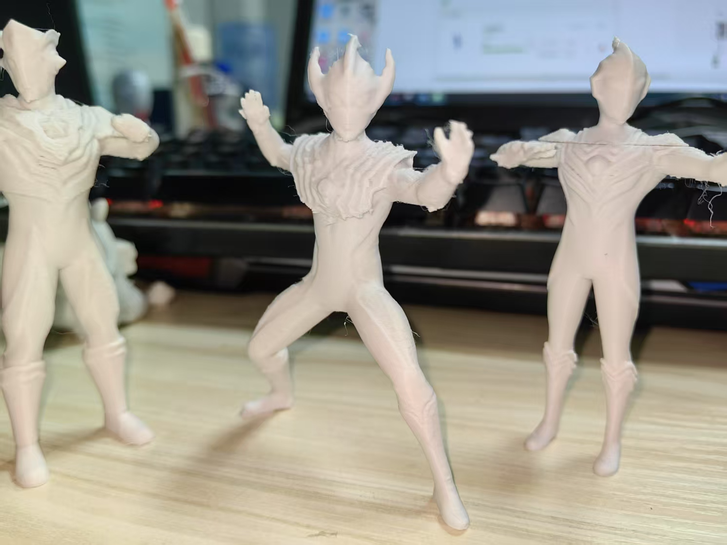泰迦奥特曼,战斗姿势细节版,泰罗之子 来自 玩具小屋MakerWorld:免费下载 3D 模型