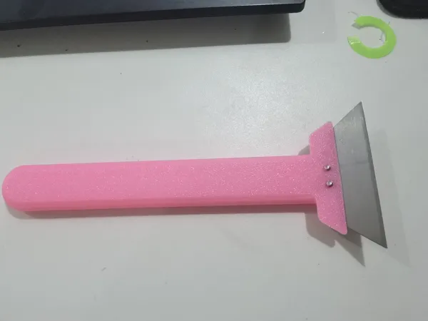 Manche pour lame trapézoïdale
