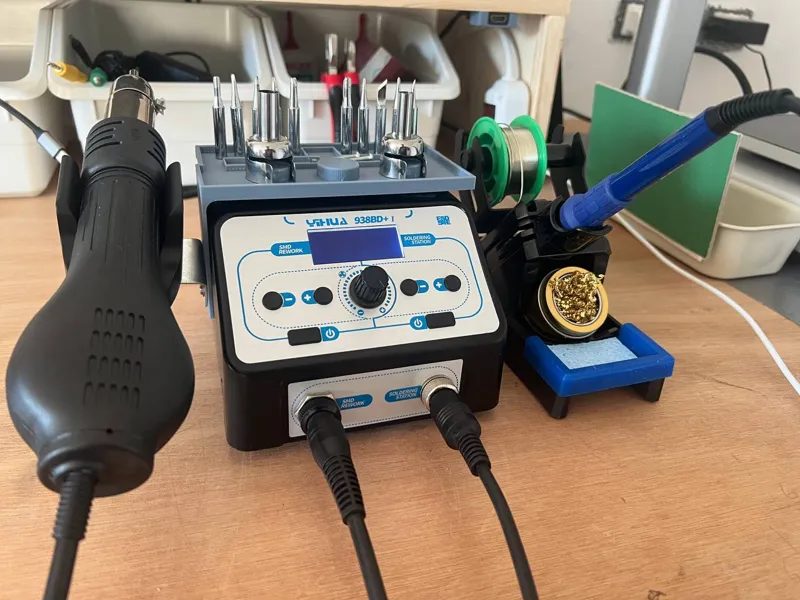 YIHUA 938BD plus I Toolholder Support 
