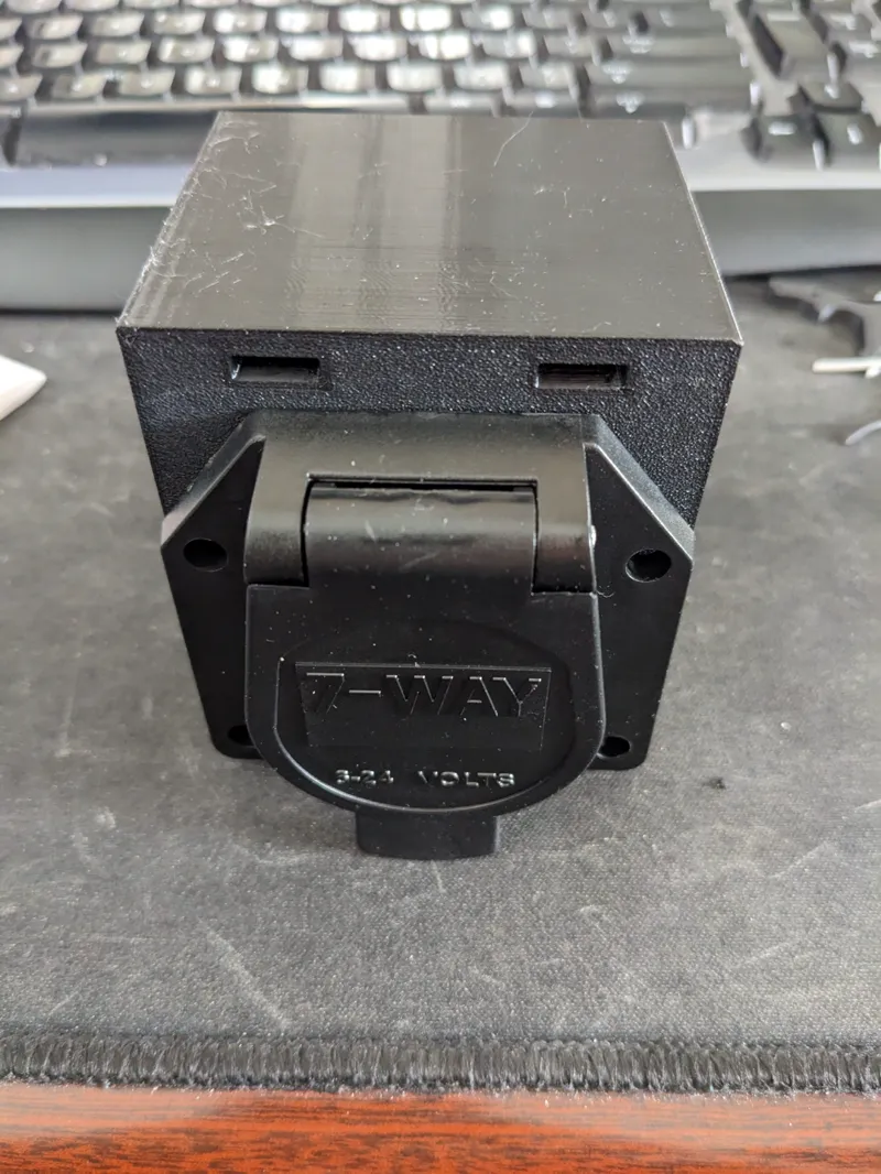 7-Pin Trailer Wiring Harness Mount