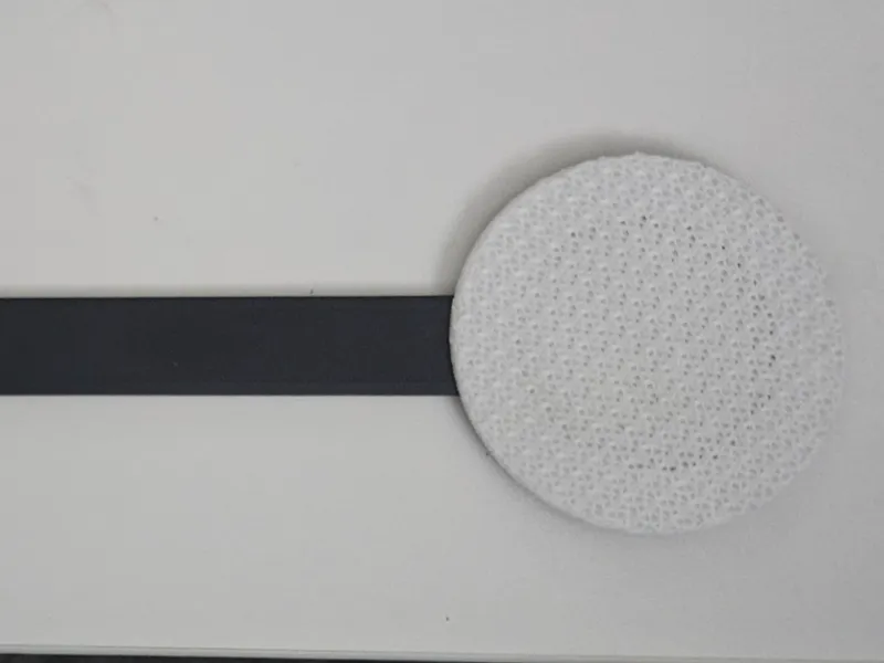 Sunscreen applicator with TPU sponge