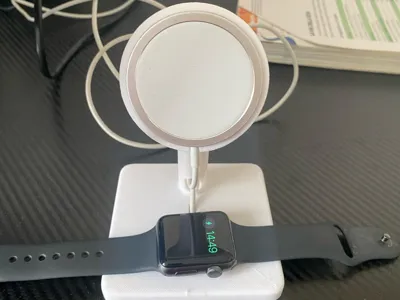Mag Safe Iphone and Apple watch stand