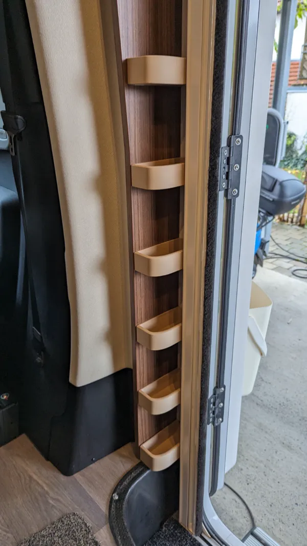 https://makerworld.bblmw.com/makerworld/model/USee41352deaf2a7/design/2023-11-13_b826f9cfe3b54.jpg