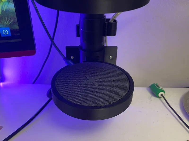 Carica wireless IKEA per porta monitor