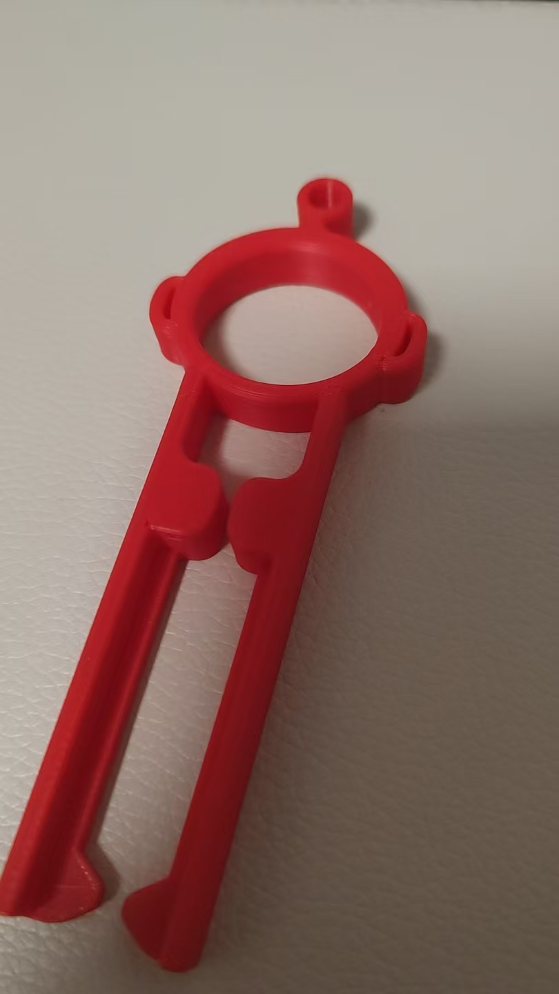 Miniatura 1 do modelo 3D 天线宝宝拼豆笔