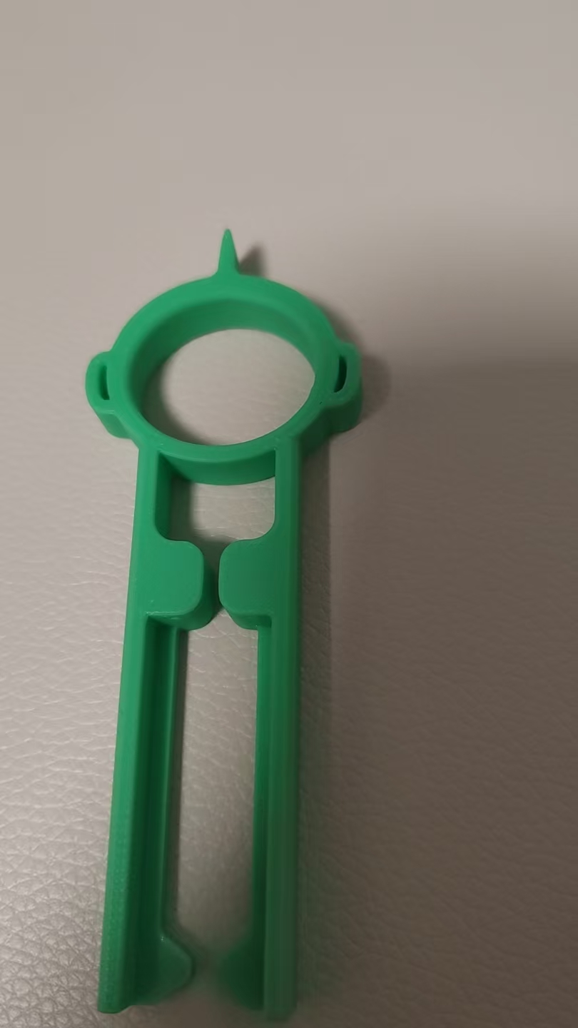 Miniatura 3 do modelo 3D 天线宝宝拼豆笔