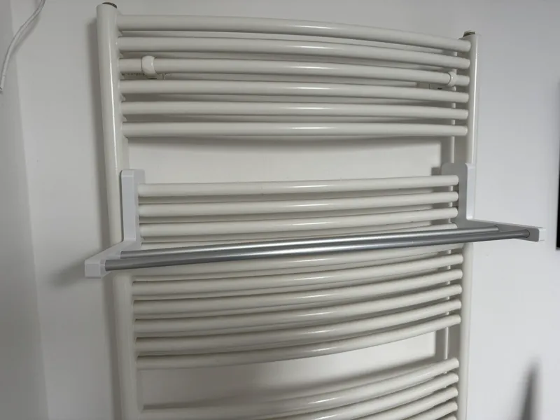 Towel rack