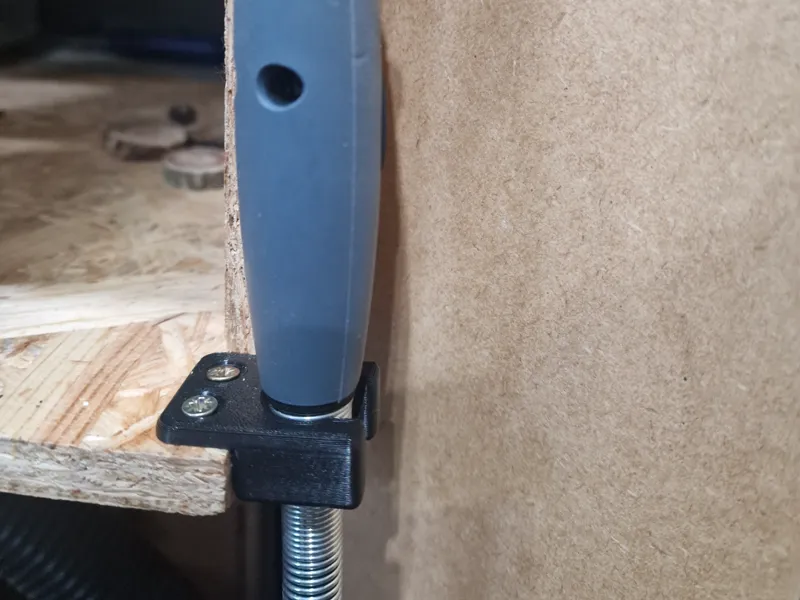 Dremel Wellenhalterung