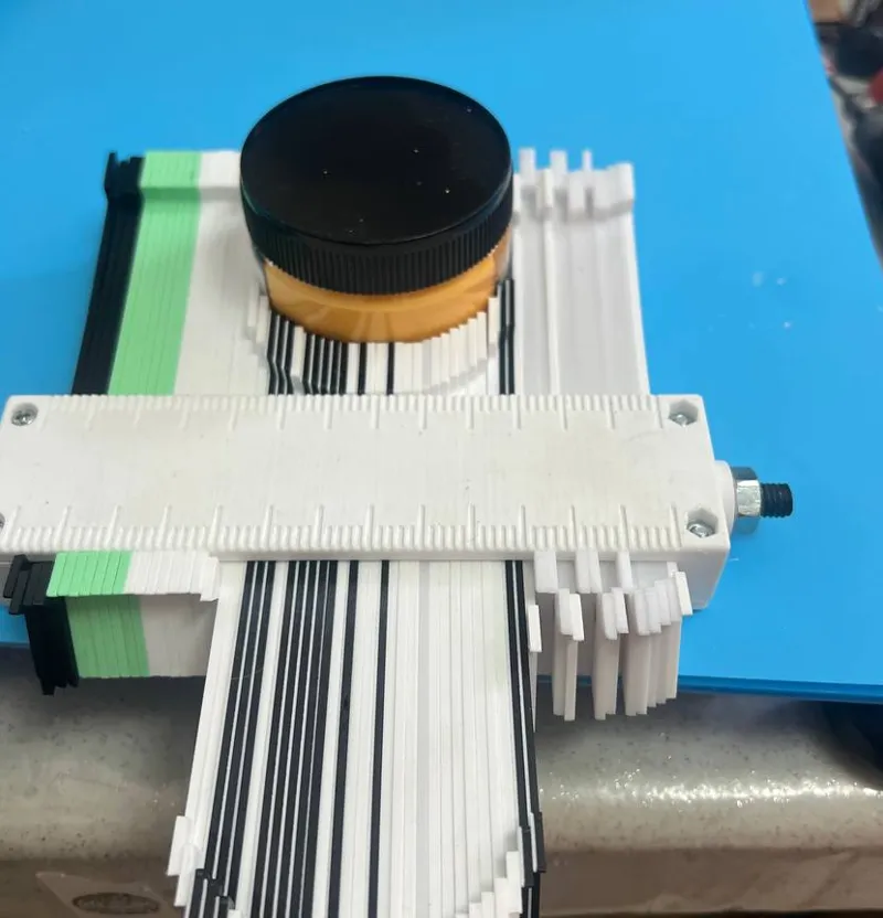 Shape duplicator tool gauge