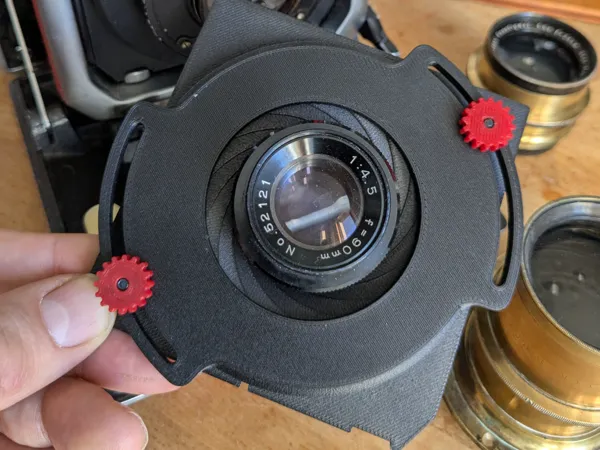 https://makerworld.bblmw.com/makerworld/model/USee5a83c6402fe4/design/2025-12-09_10a160242934f.jpg