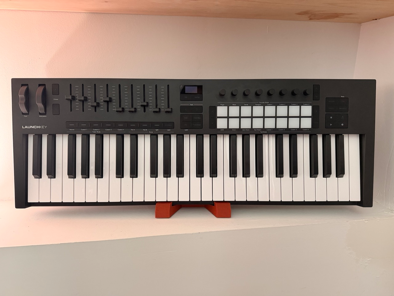 Vertical Stand for Novation LaunchKey MK4 