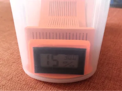 KICHLY container base with silica gel box ver.2