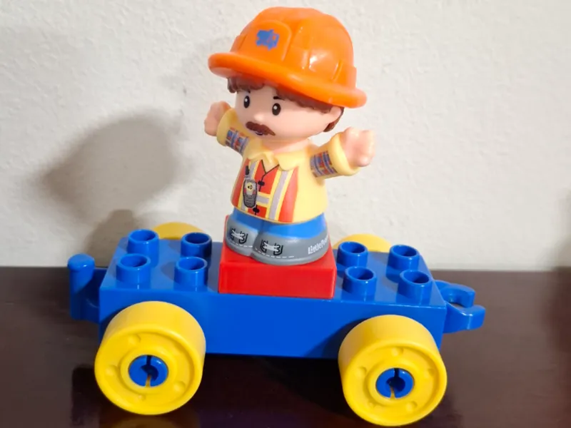 Duplo to Small Dolls converter