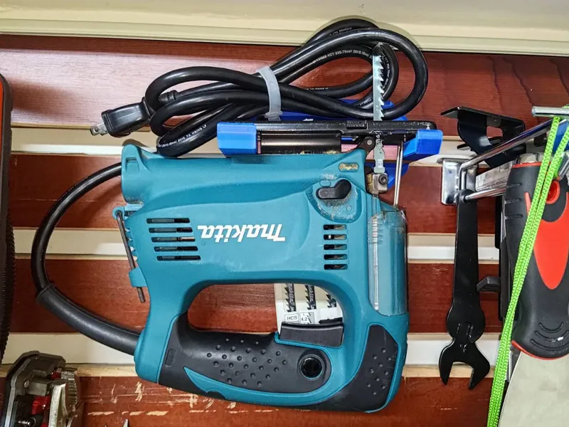 MAKITA 線鋸機壁掛支架 MAKITA HANGER