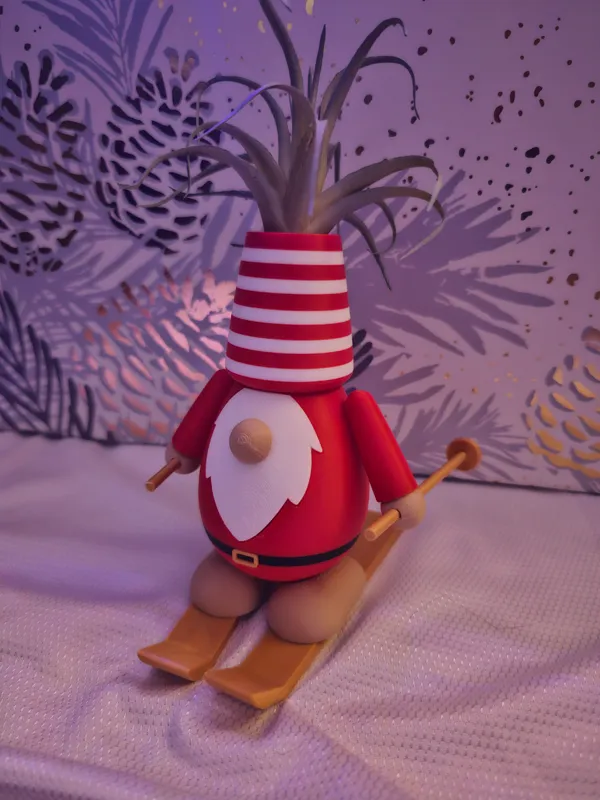 https://makerworld.bblmw.com/makerworld/model/USee8e0196516fb/design/2024-12-06_4ea3787f44113.jpg
