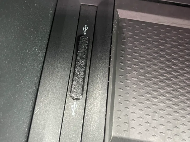 VW Dual USB-C Port Cover