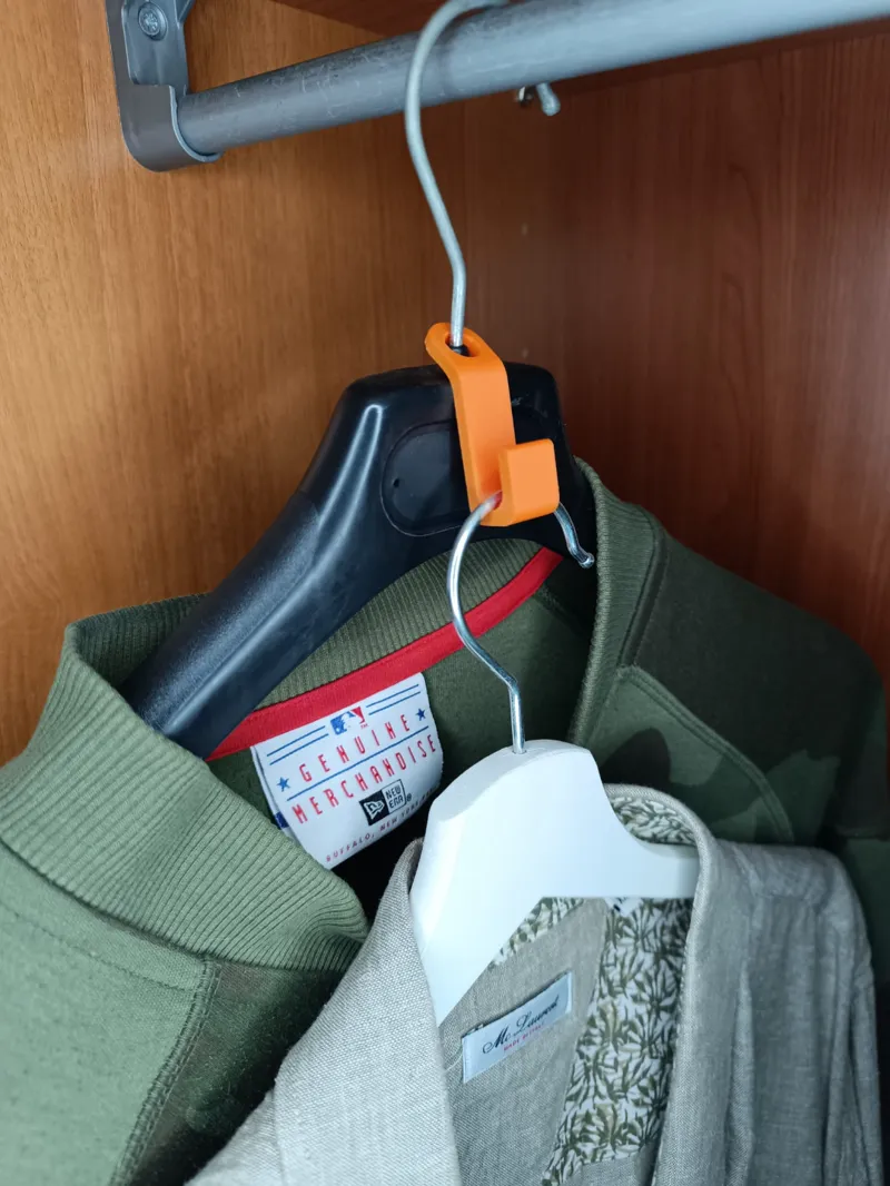 clothes hanger connector hooks v2, easy and fast to print