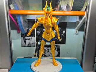 chevalier du zodiaque capricorne armure d'or