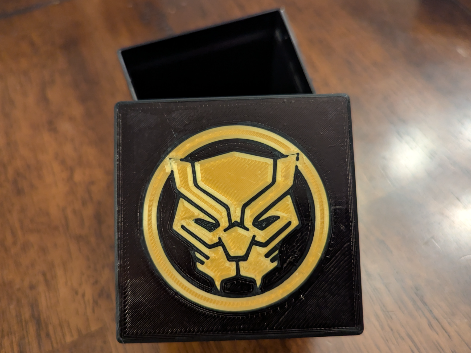 MTG Black Panther Deck Box (Wakanda Forever)  