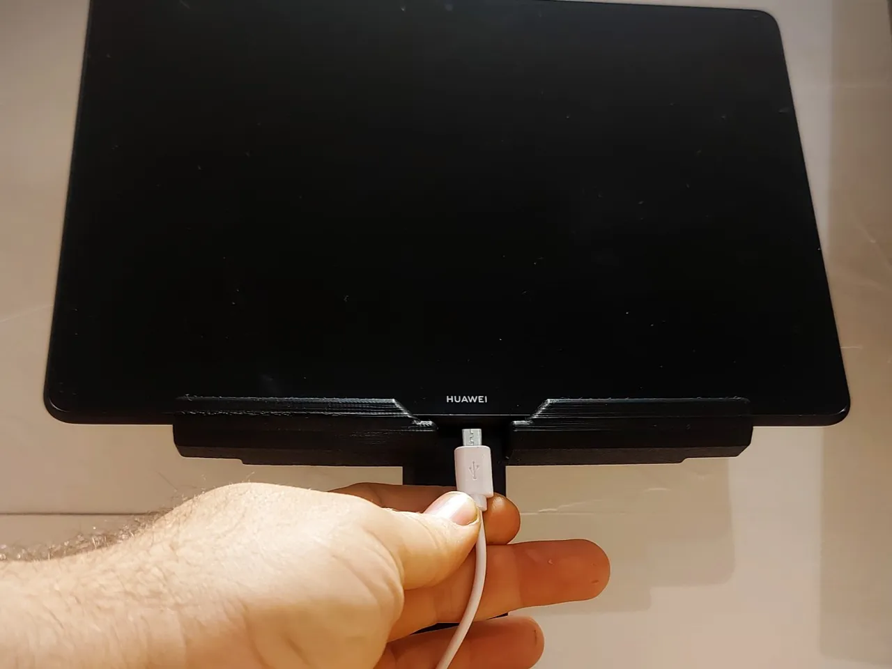 MONITOR - TABLET RISER view 3