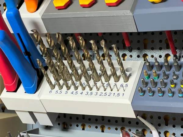https://makerworld.bblmw.com/makerworld/model/USeeacf09b7e92cd/design/2025-07-16_e87d530d29b9c.jpg