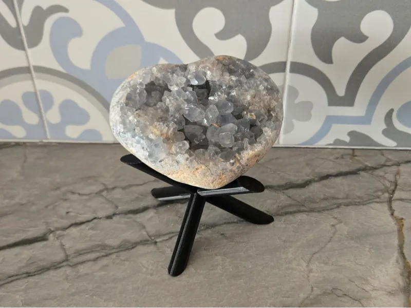 Simple Geometric Geode Stand