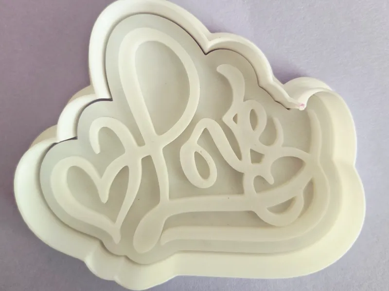 Love Cookie Cutter & Stamp