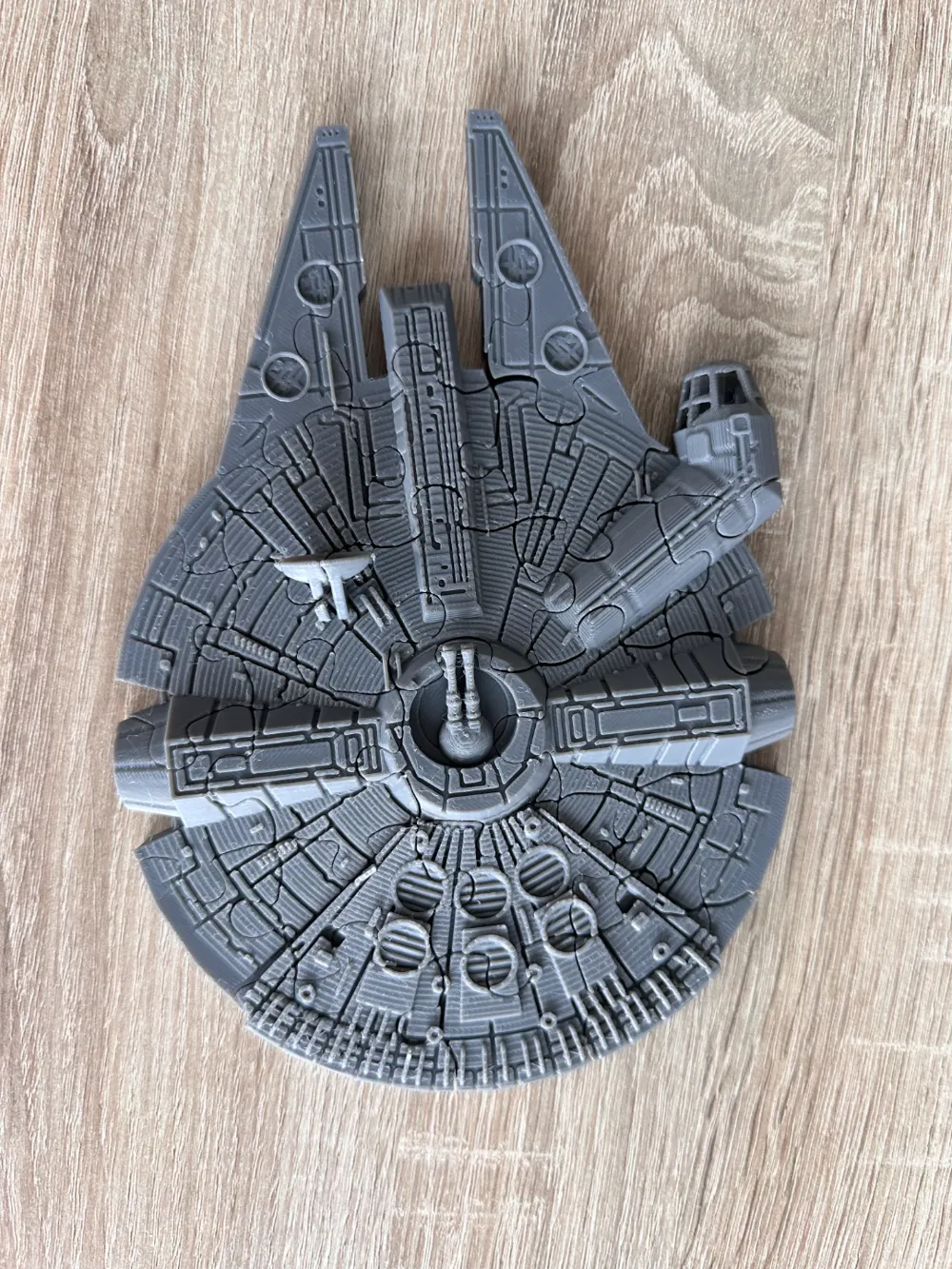 Millennium Falcon Puzzle 3D Star Wars - Modelo gratuito para