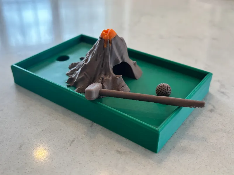 Minigolf Hole 9/18 Volcano Run Course 1