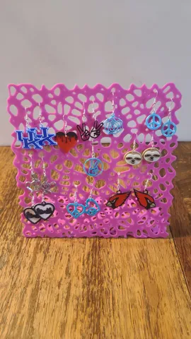 Voronoi Earring stand